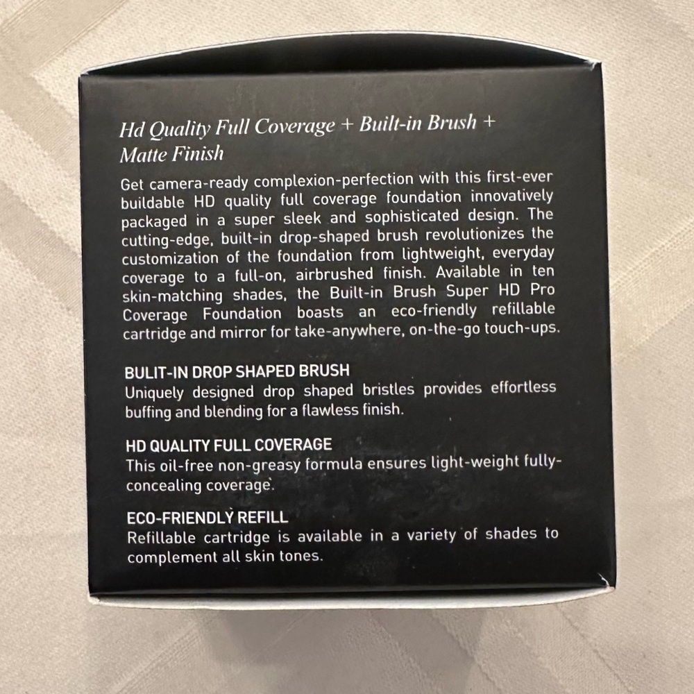 Cailyn Super HD Pro Coverage Foundation - Terra Cotta - Picture 11 of 13